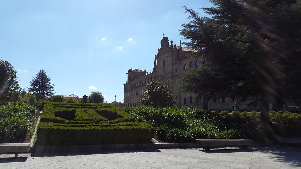 Hostal Medievo Monforte De Lemos Buitenkant foto